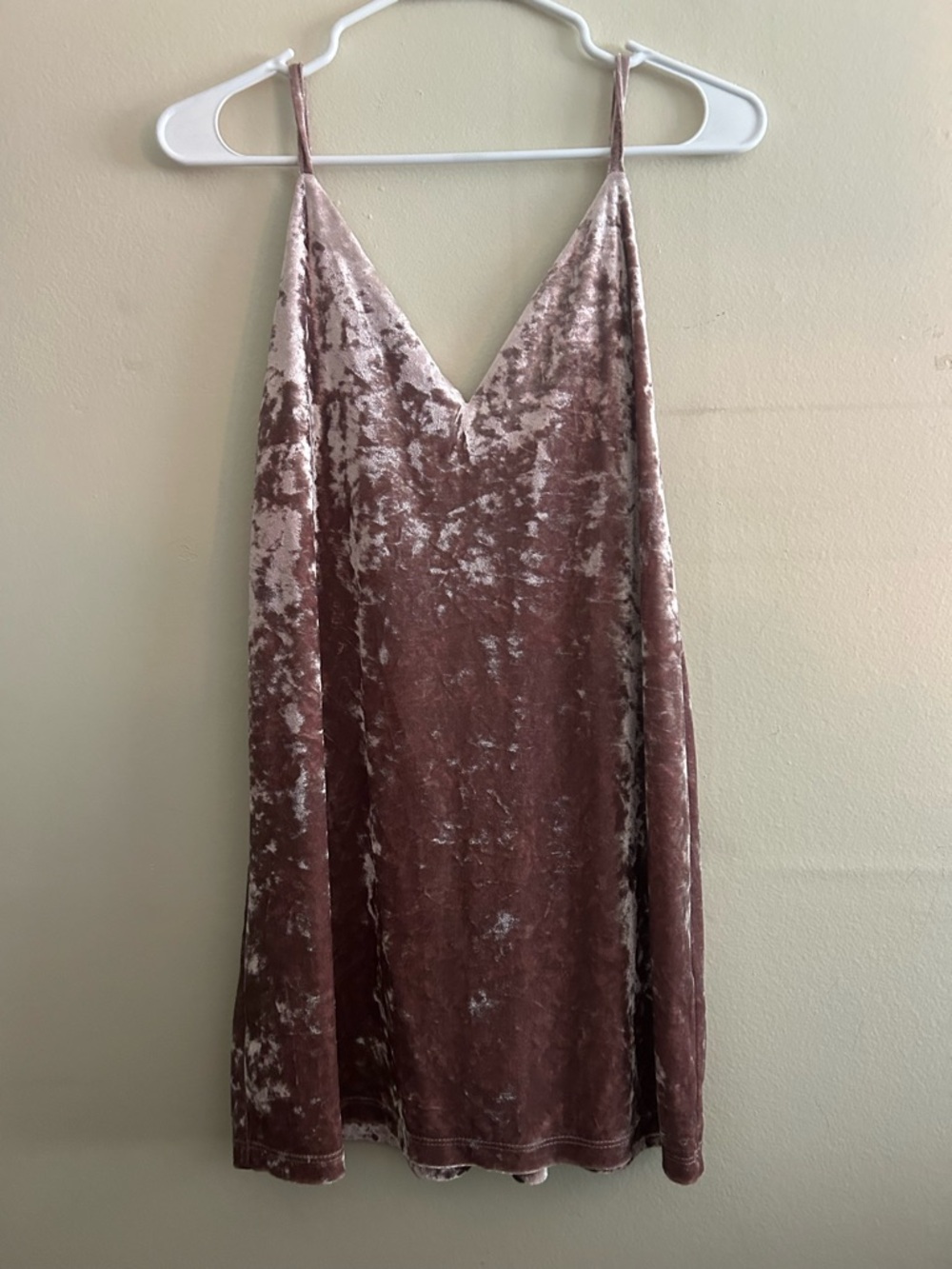Tobi Crushed Velvet Slip Dress in Rose Taupe